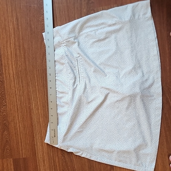 Puma skort size L - Picture 7 of 7